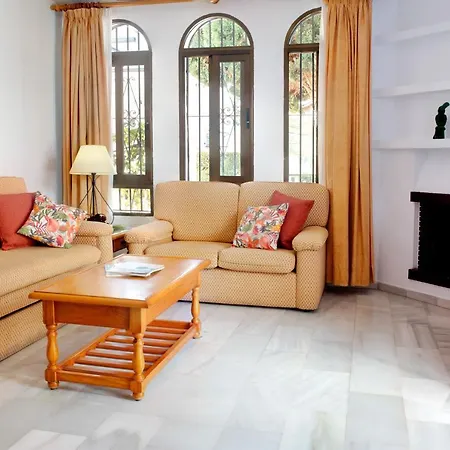 Resort Pueblo Evita Benalmádena