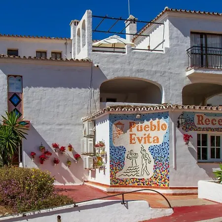 Pueblo Evita Resort 3*