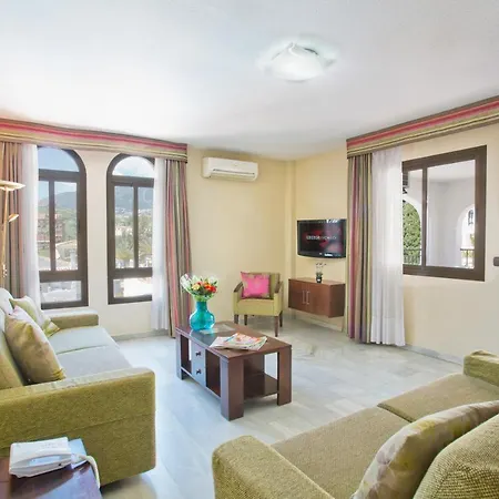 Pueblo Evita Benalmádena